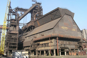 В 2012 году Китай запустил 48 новых доменных печей