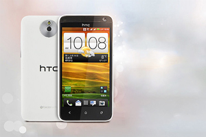 Двухсимочный смартфон HTC E1 начнут продавать в Китае